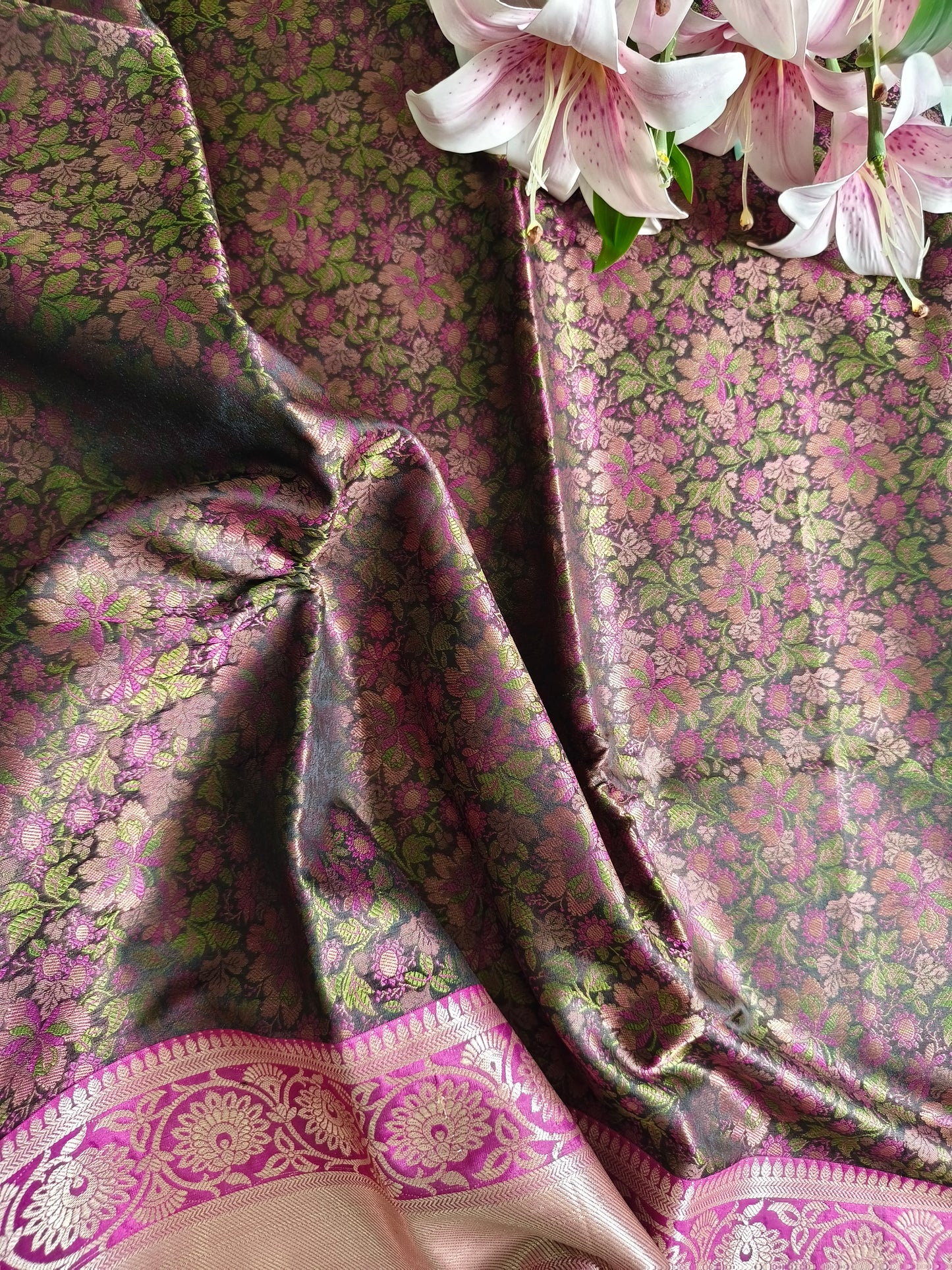 Pink Border Tanchui Saree