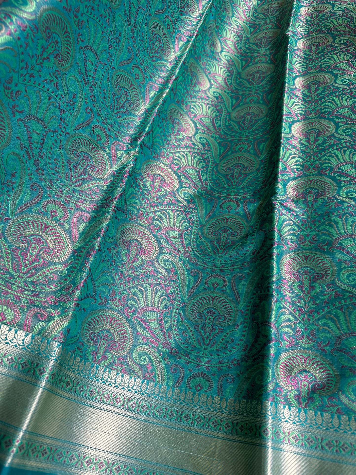 Green Dual Tone Tanchui Saree