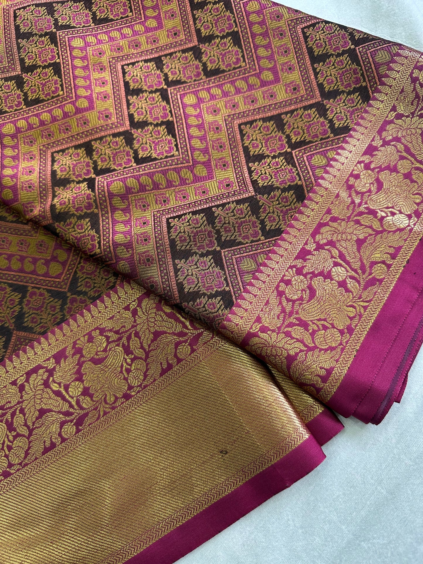 Magenta Banarasi Tanchui Saree
