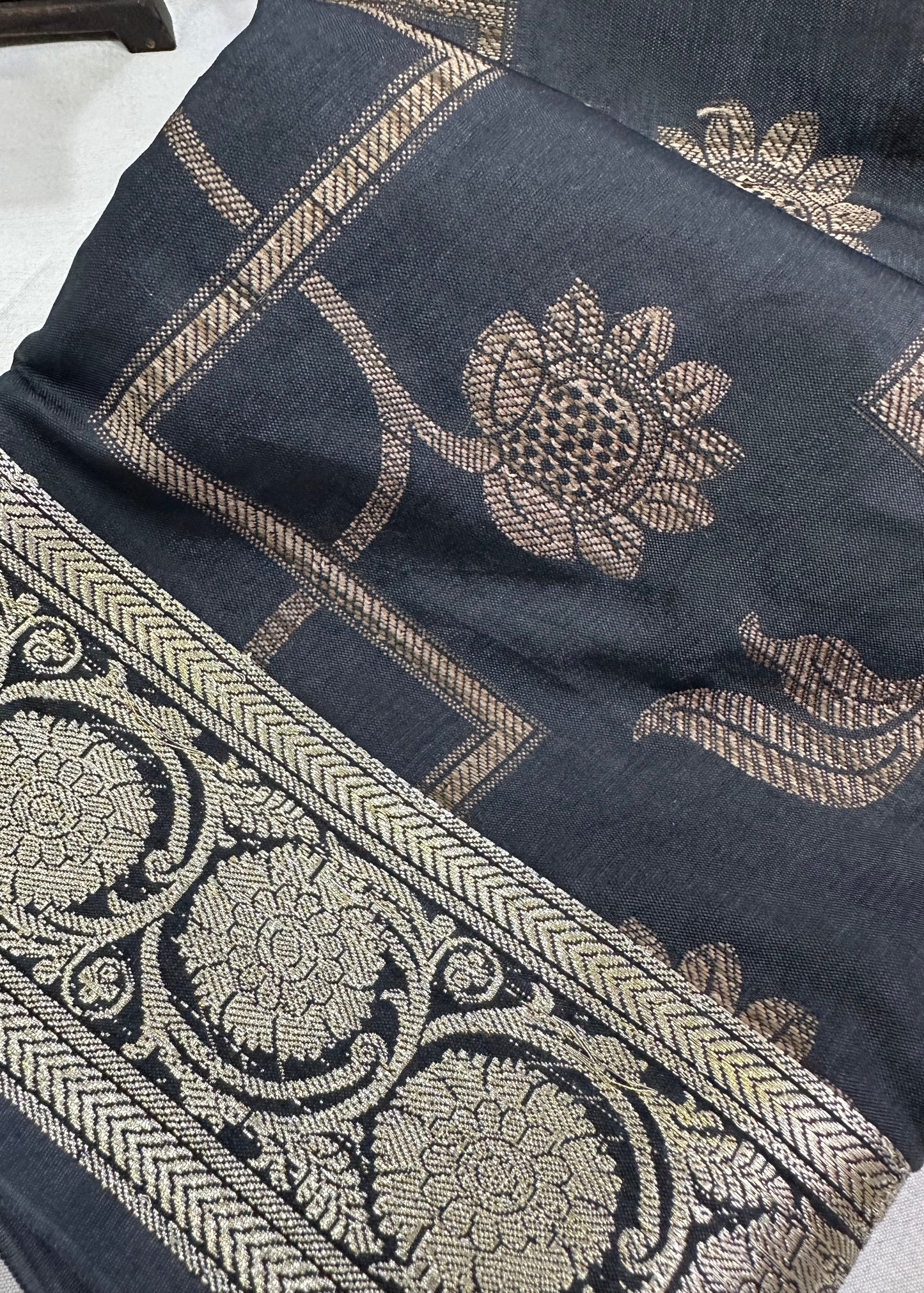 Black Kheecha Silk Saree
