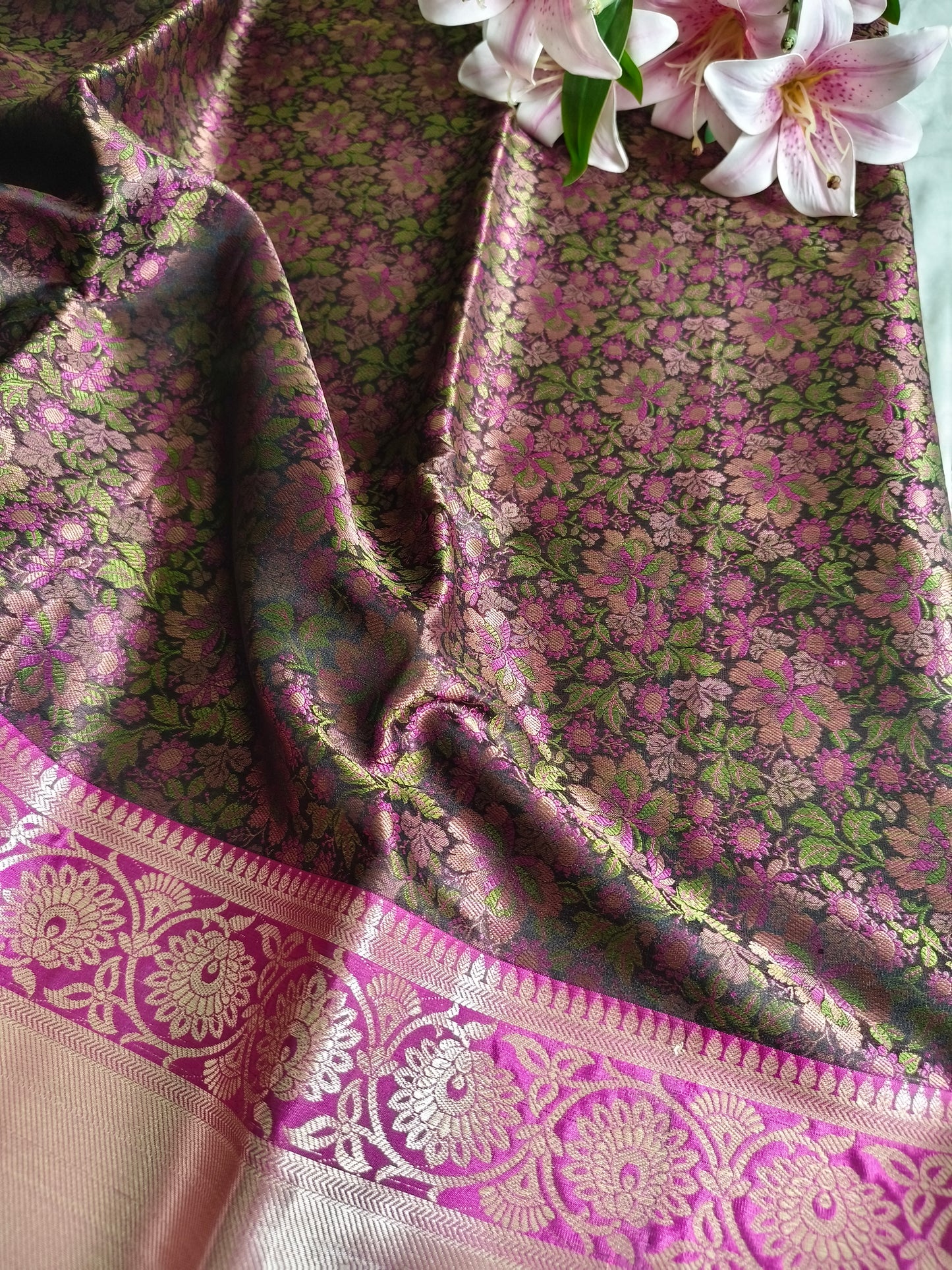 Pink Border Tanchui Saree